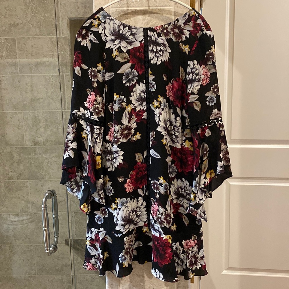 White House Black Market floral dress